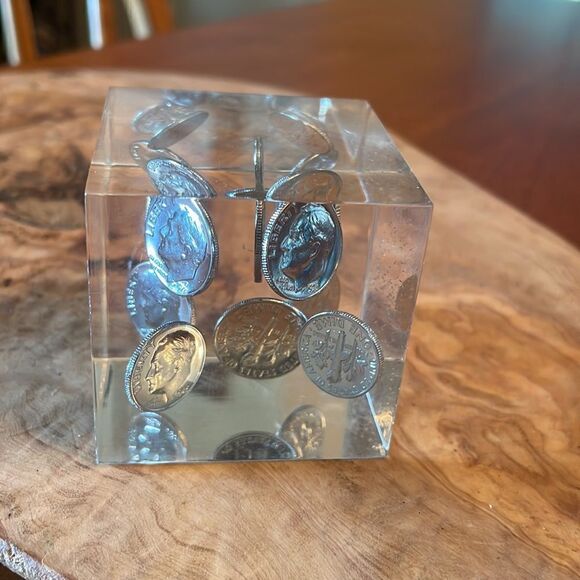 Vintage 70's Mid-Century Lucite & Dime Incapsulated Paperweight/Accent Piece - Picture 4 of 7